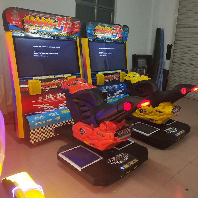 Muntbediende rijsimulator, coo - Racing Arcade Cabinet recensie en prijs